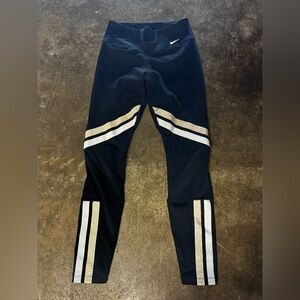 Nike leggings women’s size small